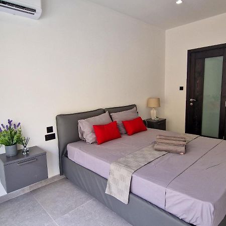 Barbara Properties - Luxury Qawra Stay St. Paul's Bay Exterior photo