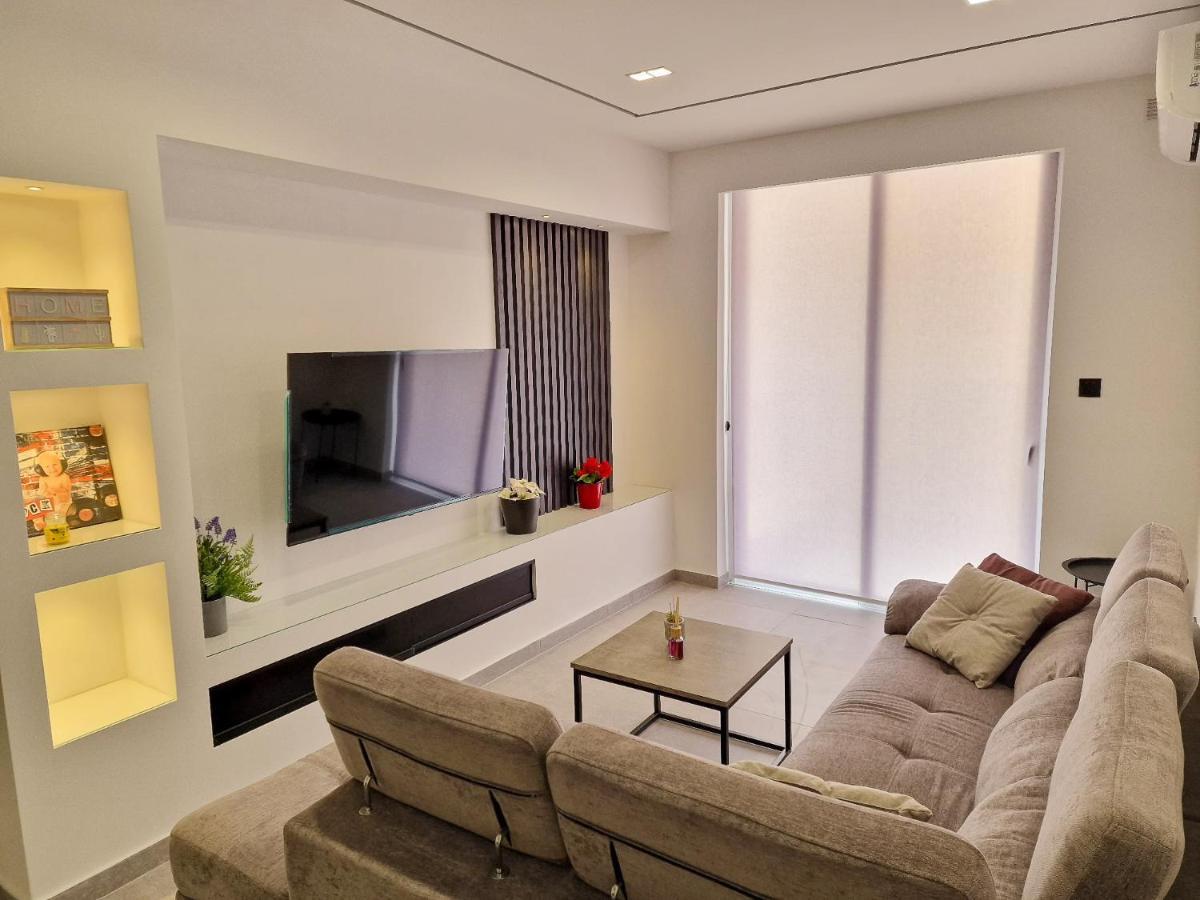 Barbara Properties - Luxury Qawra Stay St. Paul's Bay Exterior photo